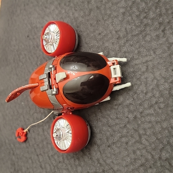 BANDAI 1997 BETTLEBORGS BATTLE BASE RED STRIKER - Picture 2 of 7